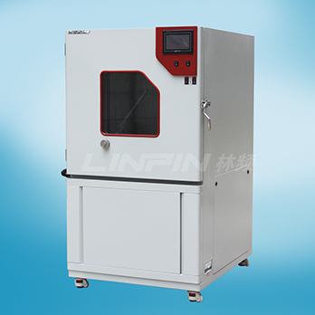 <b>關(guān)于防塵試驗箱設(shè)備存在的意義</b>